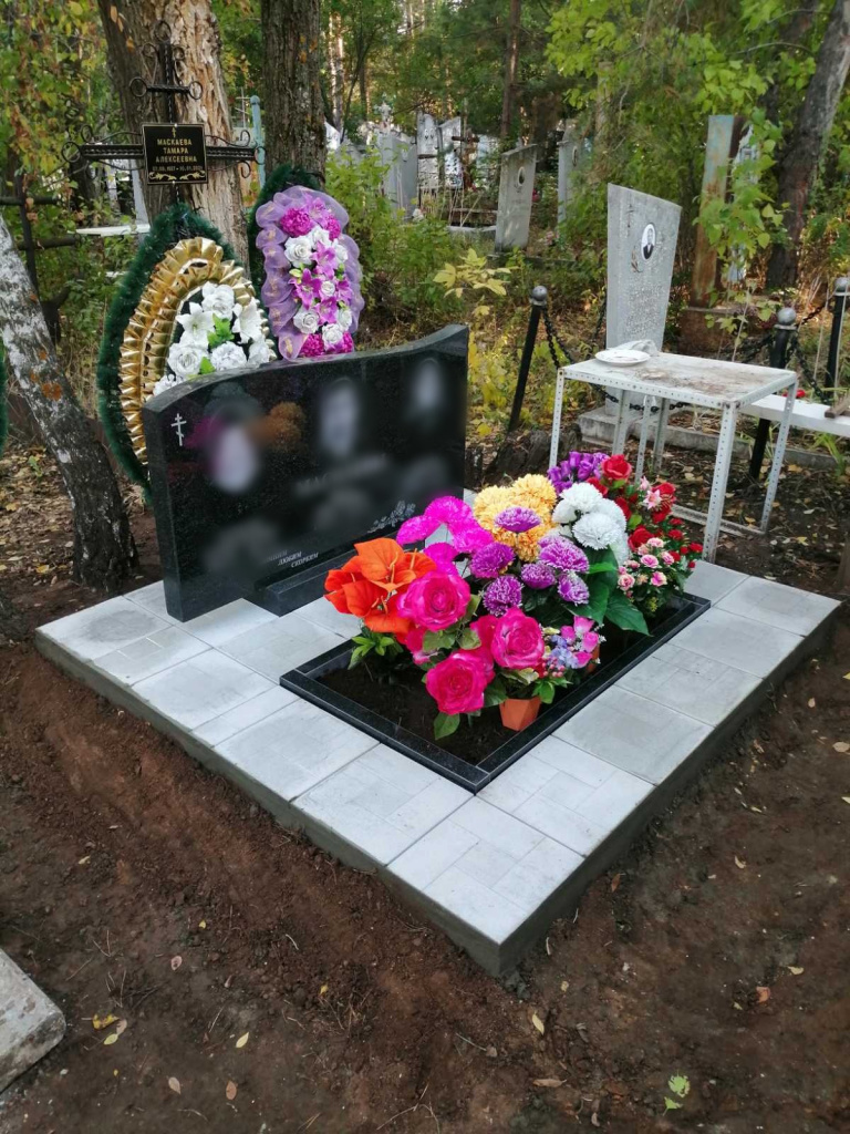 Что входит в благоустройство могилы?